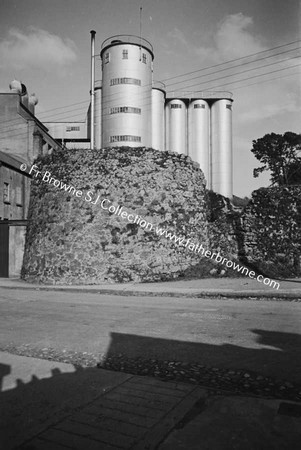 OLD CHURCH AT HEATH Grain Silos